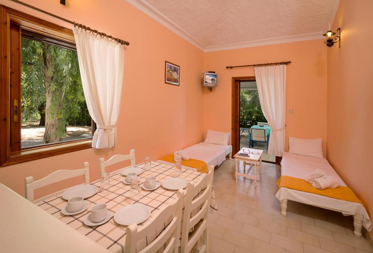 Alykes Park Bungalows Dış mekan fotoğraf